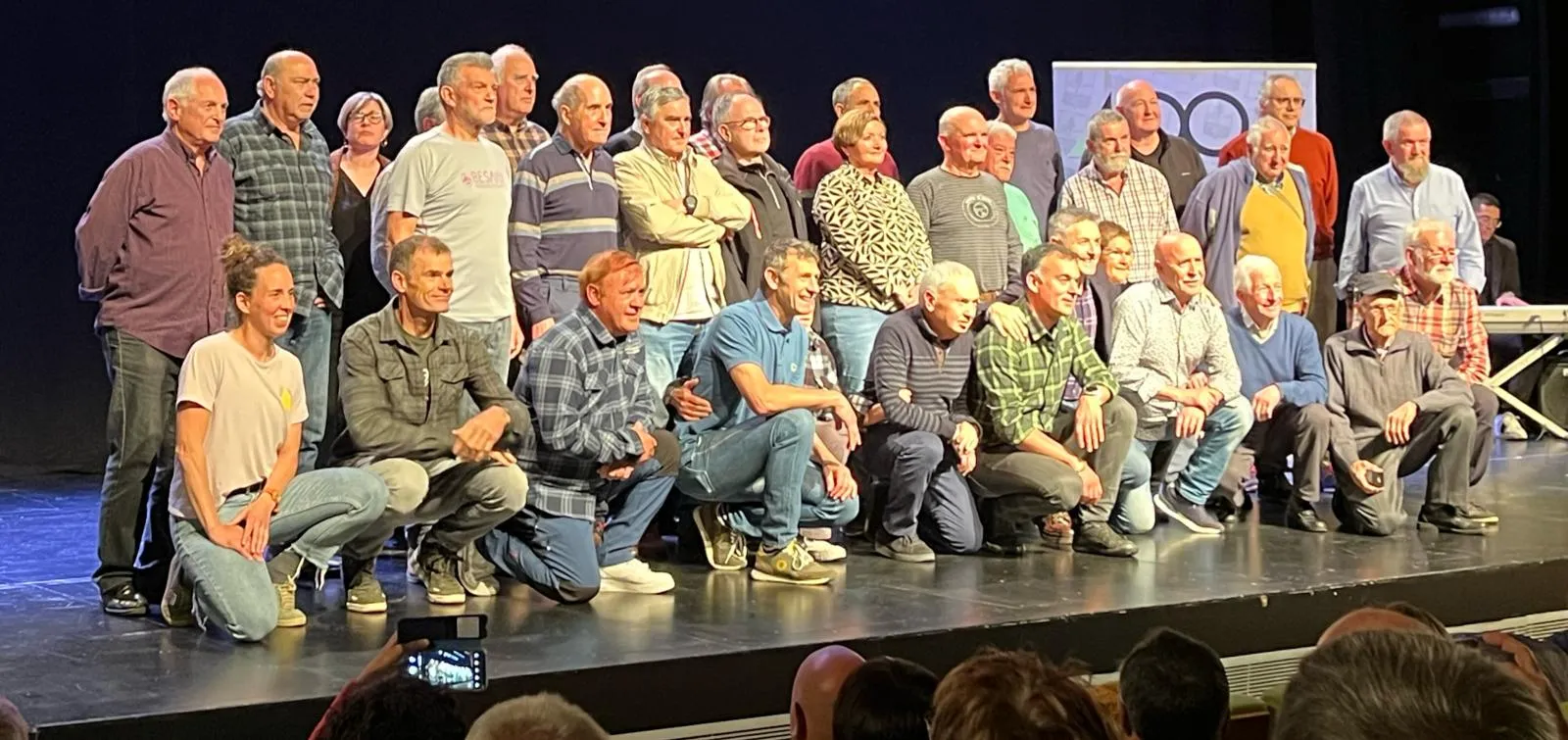 EMFan 40 URTE FERATUEI URREZKO INSIGNIA BANAKETA